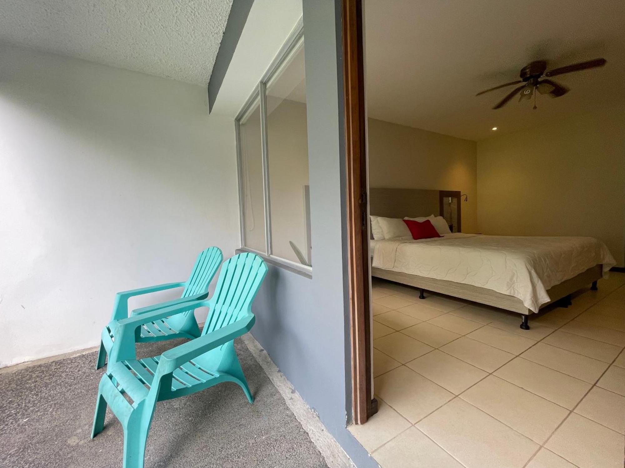 Puerto Azul Hotel Puntarenas Esterno foto