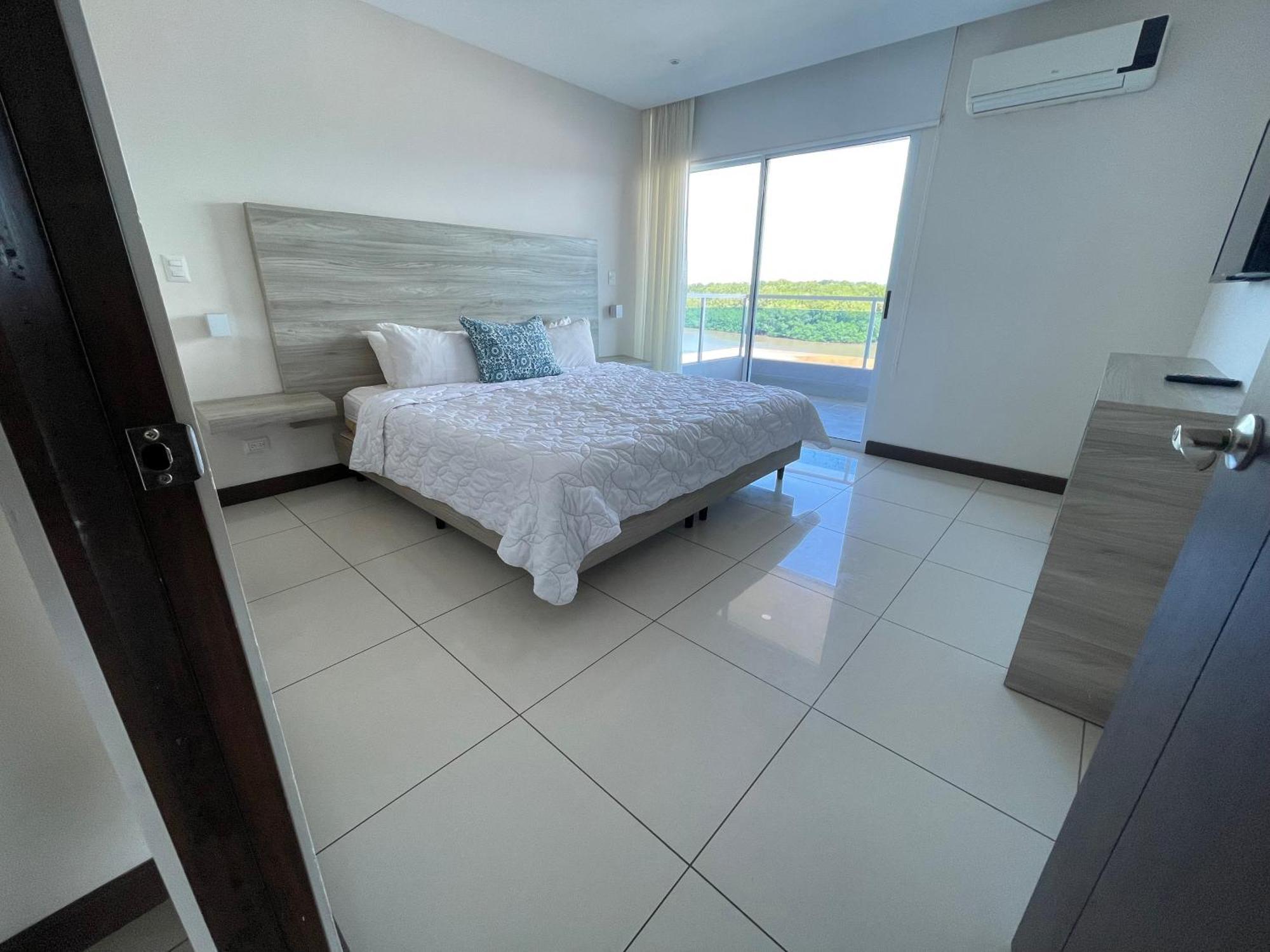 Puerto Azul Hotel Puntarenas Esterno foto